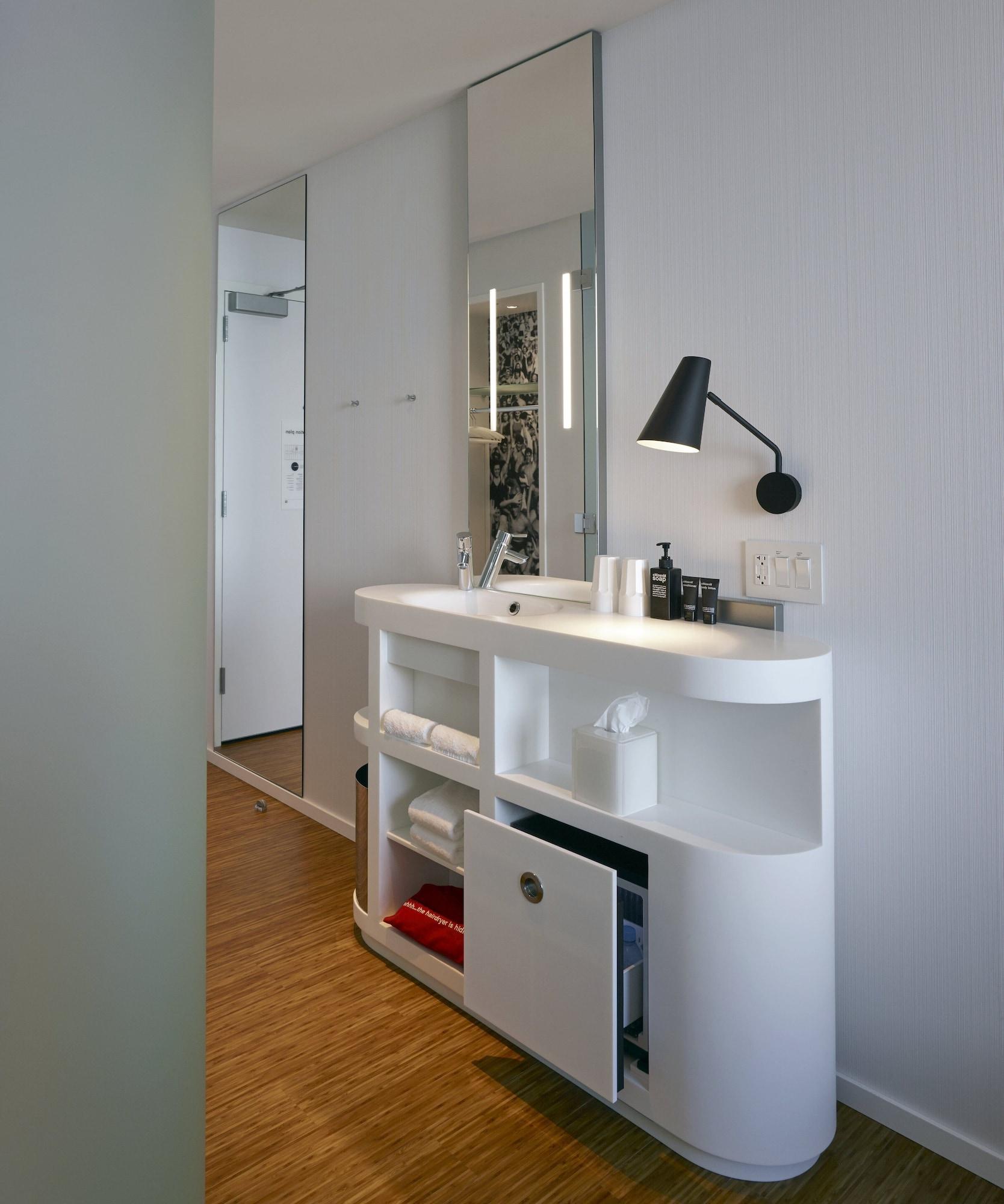 Отель Citizenm Boston North Station Экстерьер фото